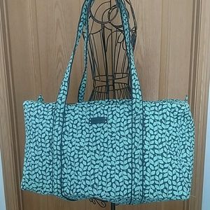 Vera Bradley Large Duffle Shower Vines